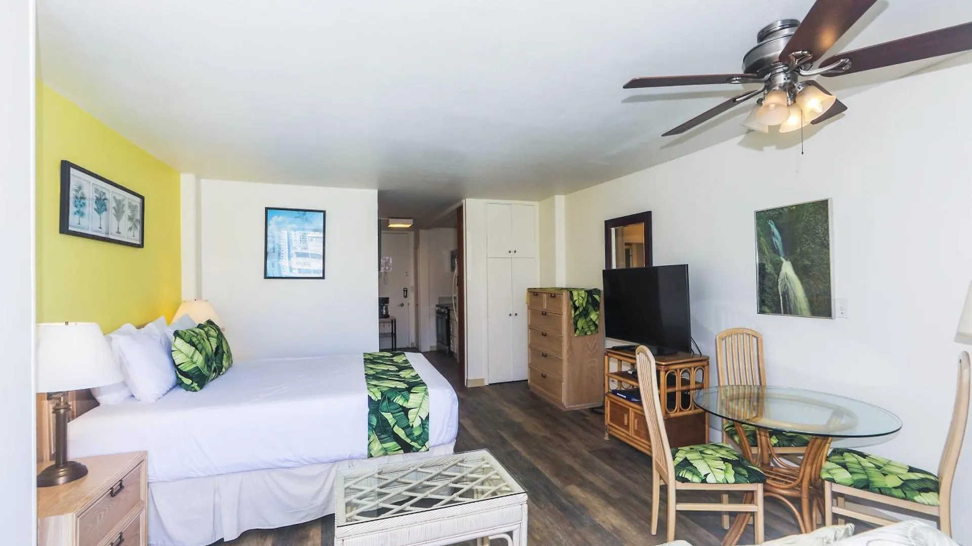 Apartment Ilikai Marina 1285 City View Studio Honolulu United States